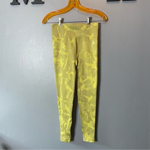 Gymshark Adapt Griffin green camo seamless compression leggings size medium - Picture 1 of 9